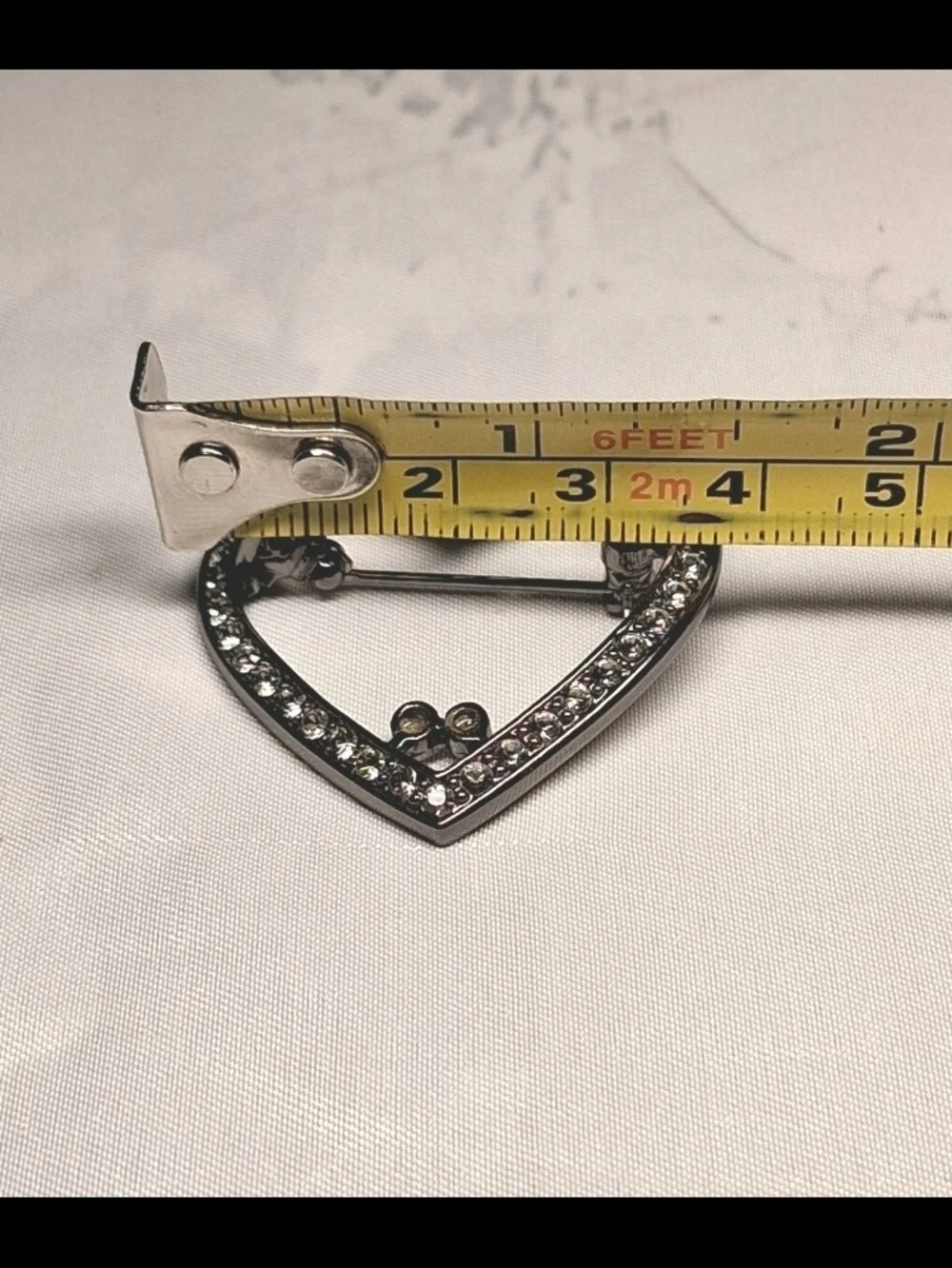 Vintage Black Tone with  Rhinestone Heart Brooch Pin Costume  Jewelry